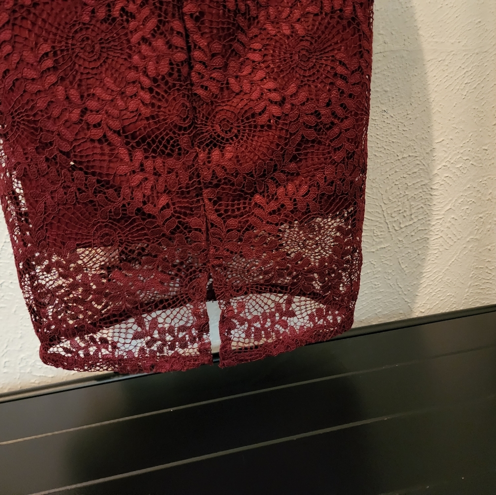 GUESS Burgundy Midi Open Shoulder Lace Dress - Picture 6 of 8